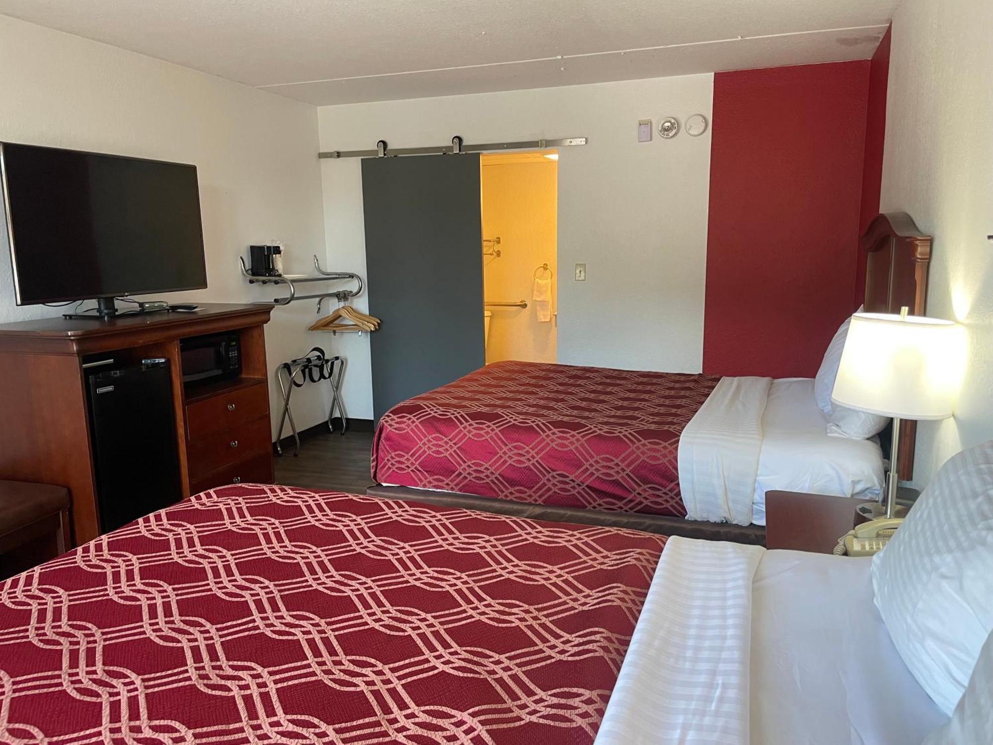 Ramada By Wyndham Branson Theatre District Hotel Eksteriør billede